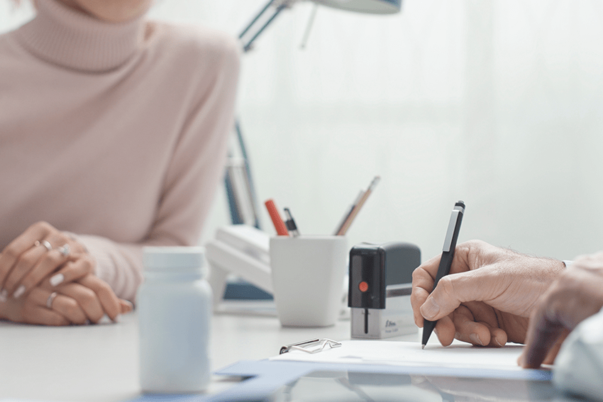 cbd and memory | understanding memory and cognitive function | the ECS | blog image of someone talking to their doctor