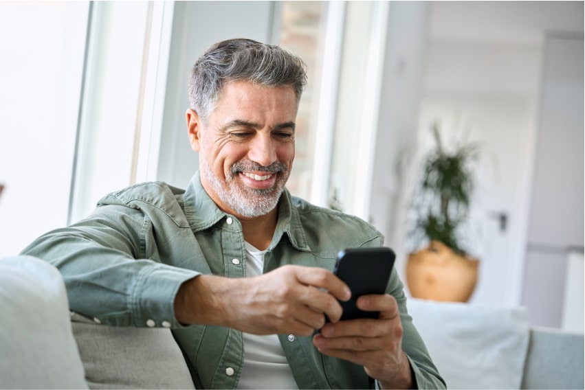 an image of a guy contacting customer support