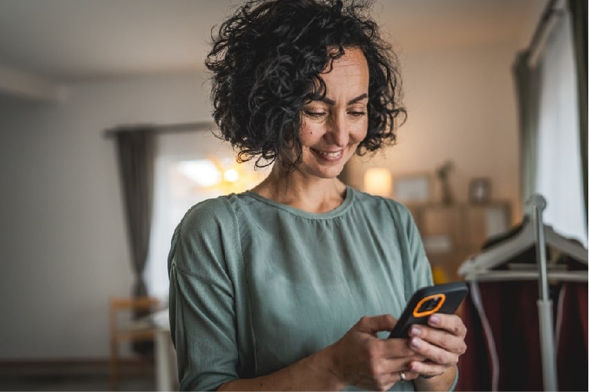 an image customer on a support call
